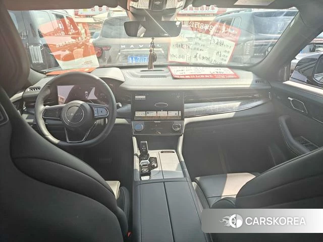 Lynk 09 EM-P 2022 Черный из Китая