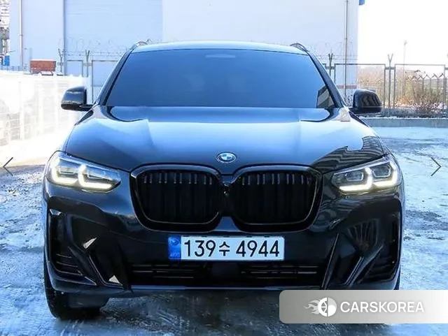 BMW X4 (G02) 2023 Черный из Кореи