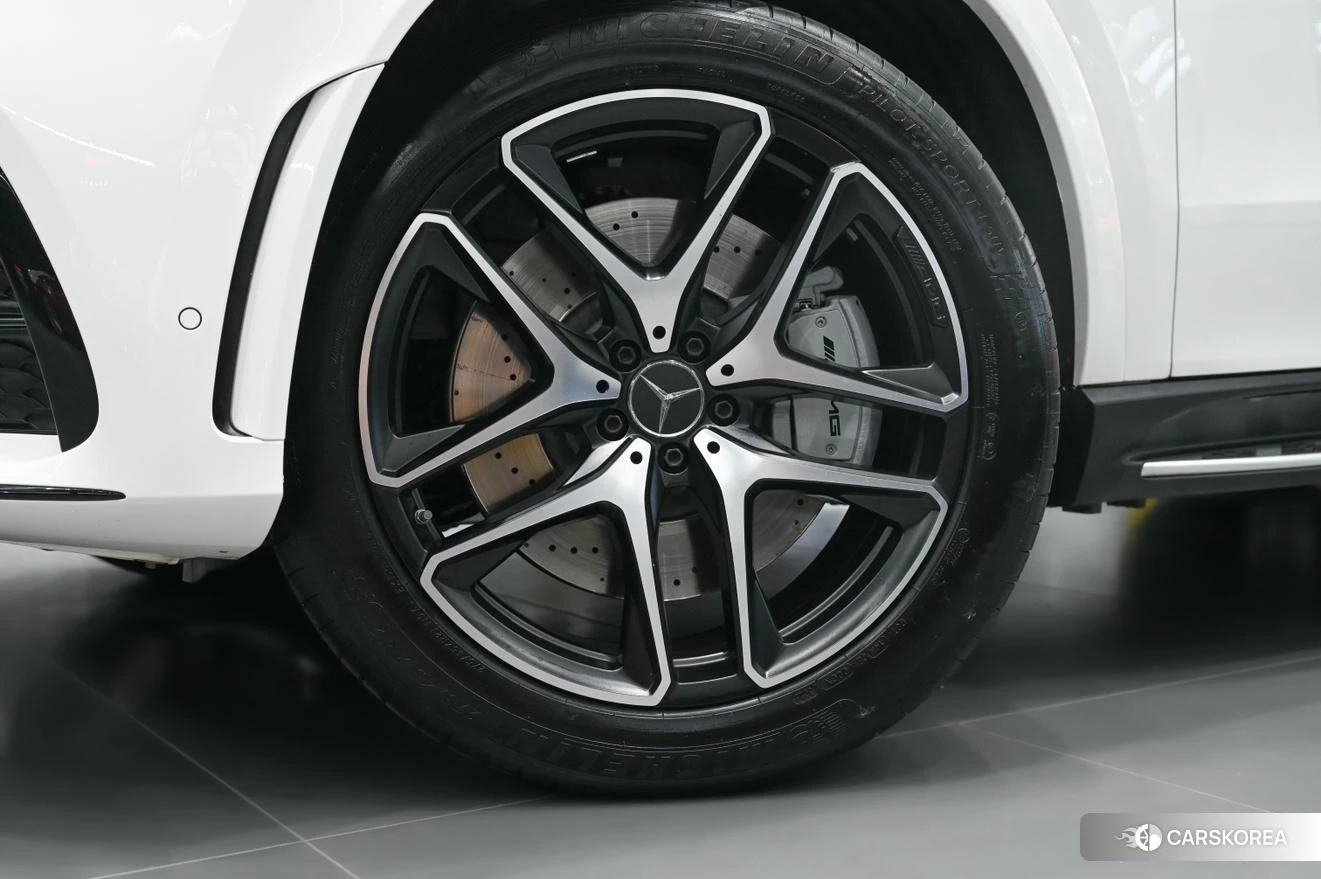 Mercedes-Benz AMG GLE 2020 Белый из Китая