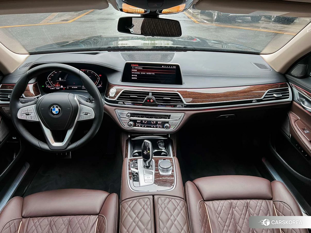 BMW 7 series 2021 Черный из Китая