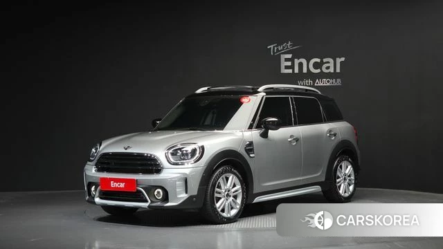 Mini Cooper Countryman 2023 Серебристо-серый из Кореи