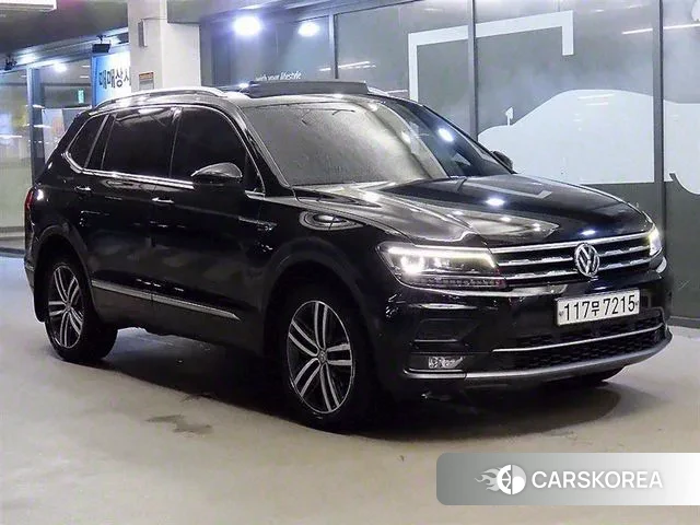 Volkswagen Tiguan Allspace 2020 Черный из Кореи