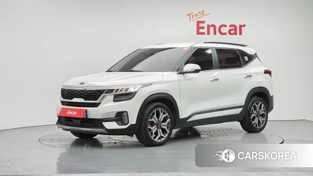 Kia Seltos 2020 Белый из Кореи