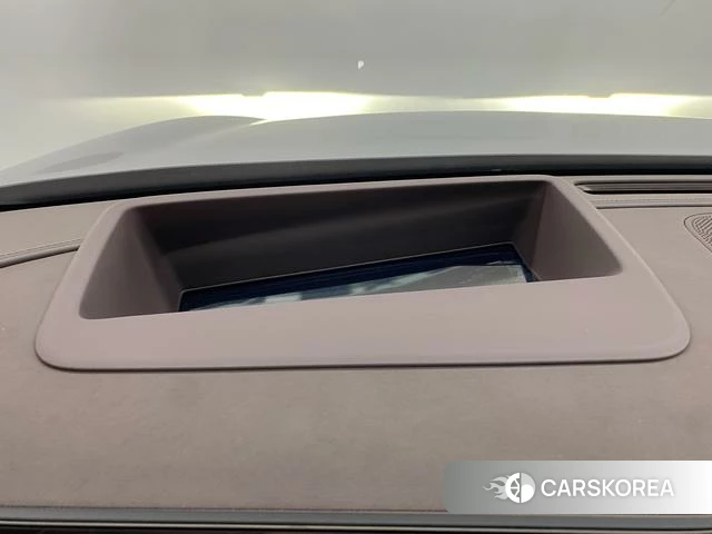 AITO Ask the world M9 2025 Черный из Китая