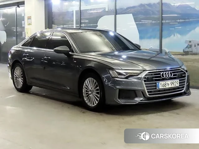 Audi A6 (C8) 2020 Серебристо-серый из Кореи