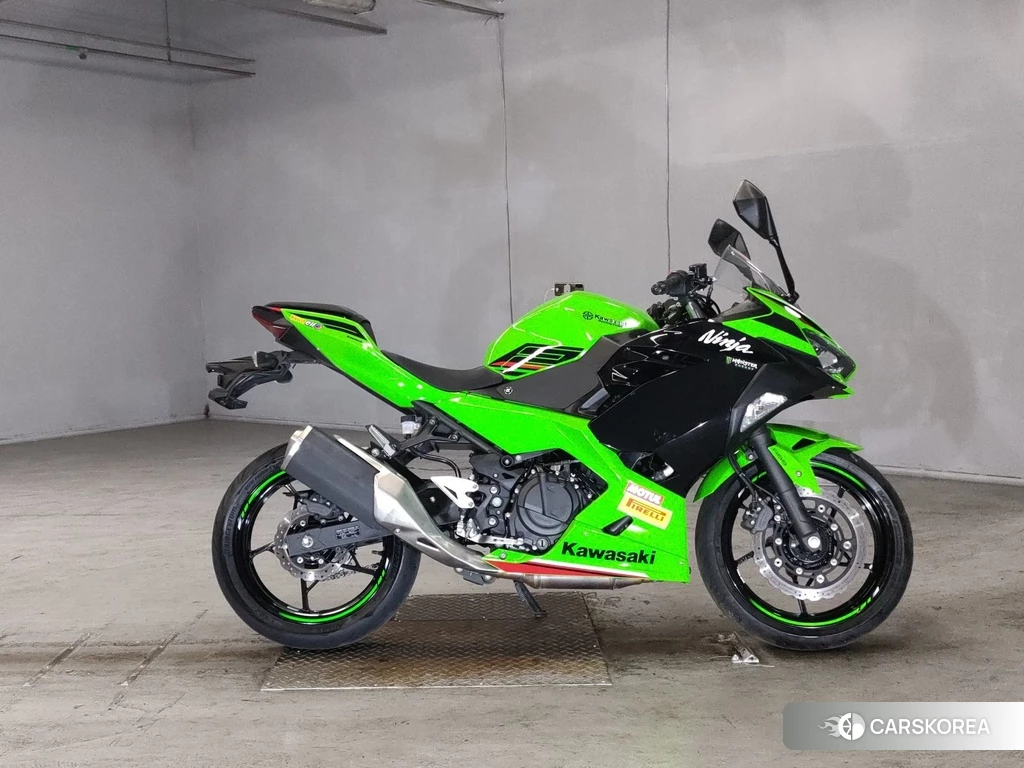 Проданный Kawasaki NINJA 400 2018 из Японии, фото 2