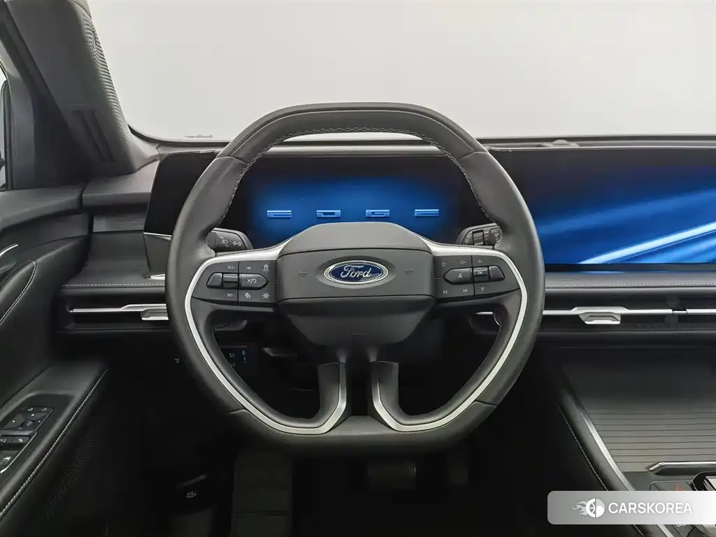 Ford Sharp World 2025 Черный из Китая