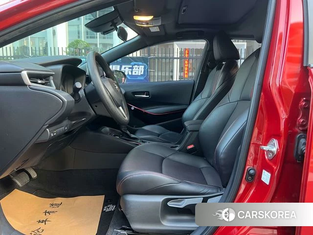 Toyota Lei Ling 2022 Красный из Китая