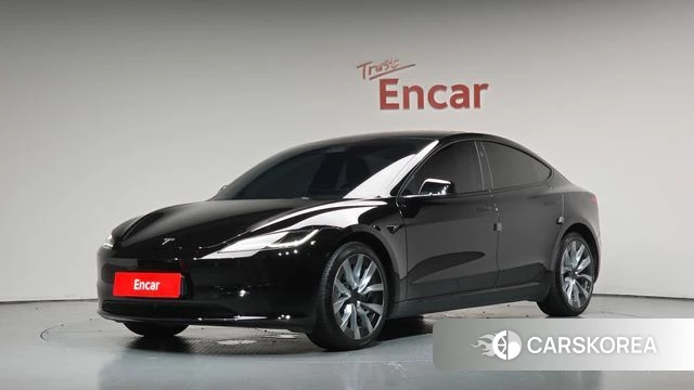 Tesla Model 3 2024 Черный из Кореи