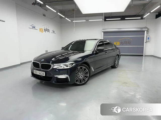 BMW 5 Series (G30) 2018 Синий из Кореи