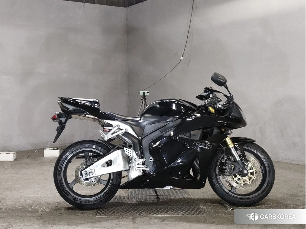 Проданный Honda CBR600RR 2013 из Японии