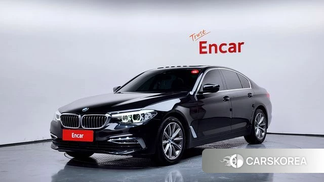 BMW 5 Series (G30) 2019 Черный из Кореи