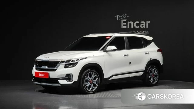Kia Seltos 2022 Белый из Кореи