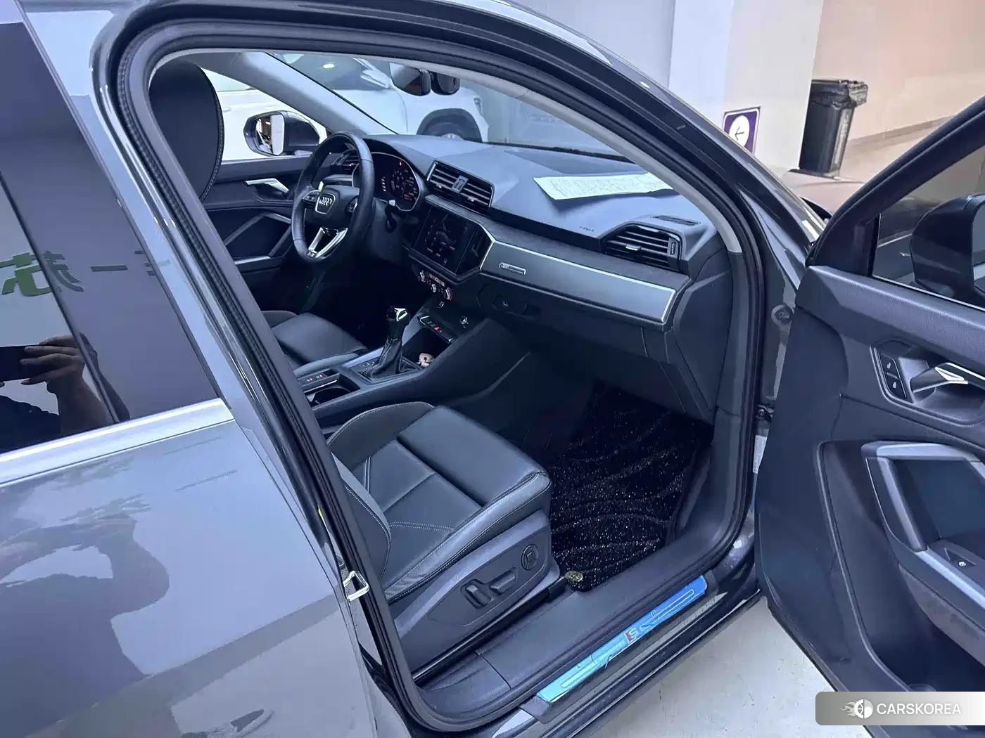 Audi Q3 Sportback 2021 Silver/gray из Китая