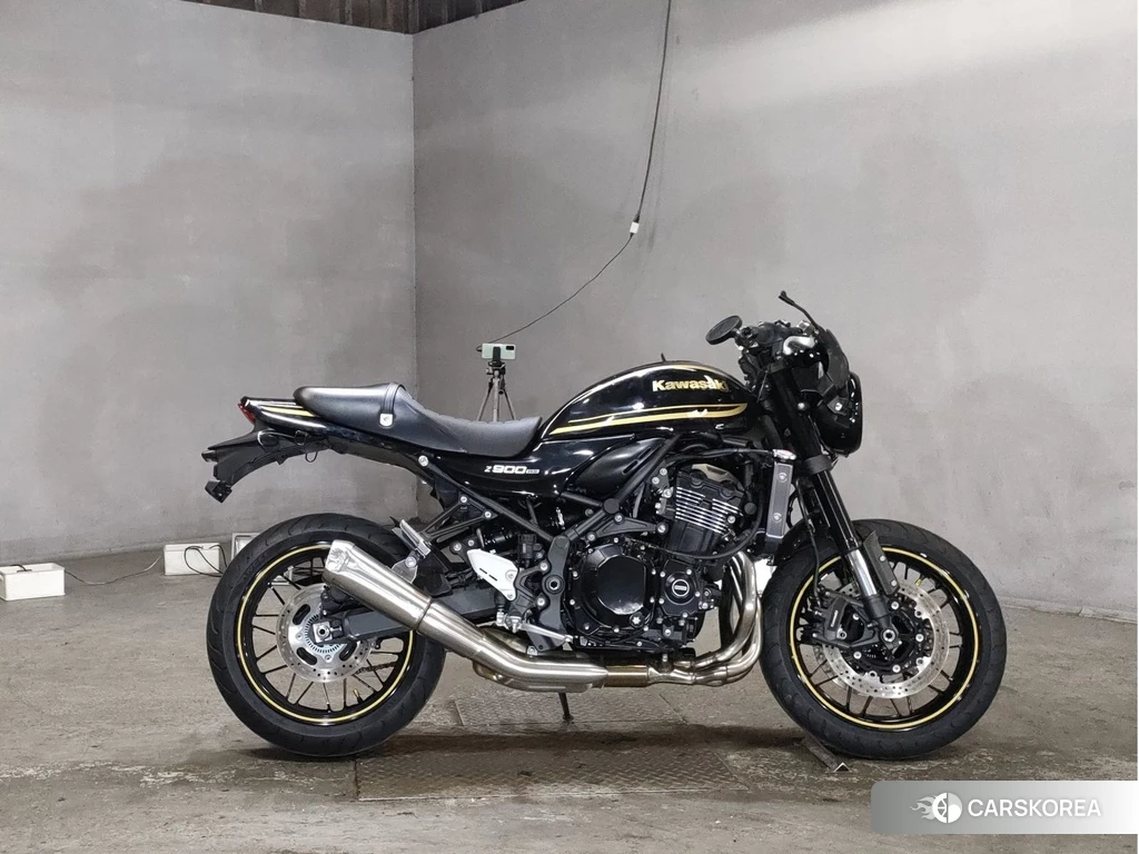 Проданный Kawasaki Z900RS CAFE 2022 из Японии
