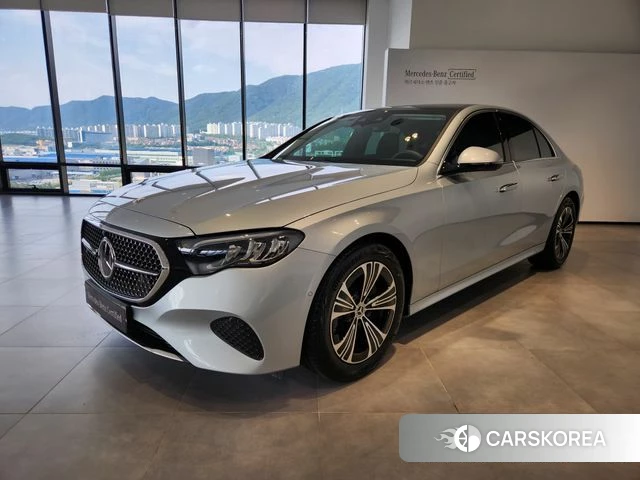 Mercedes-Benz E-Class W214 2025 Серебряный из Кореи