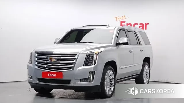 Cadillac Escalade 5th Generation 2019 Серебряный из Кореи