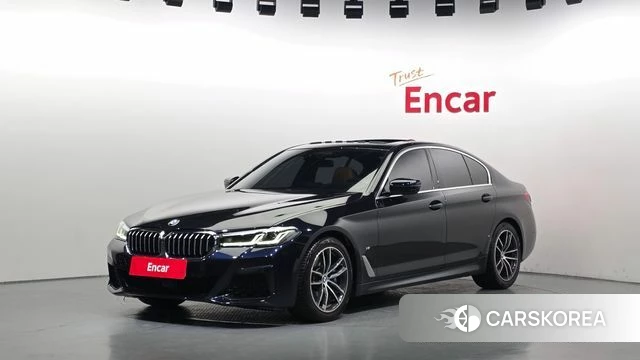 BMW 5 Series (G30) 2021 Черный из Кореи