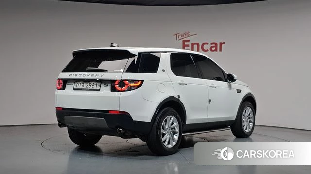 Land Rover Discovery Sports 2018 Белый из Кореи
