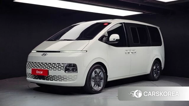 Hyundai Staria 2021 Белый из Кореи