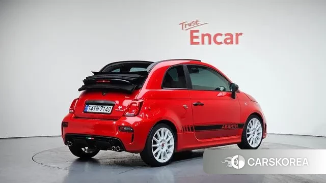 Fiat 500C 2022 Красный из Кореи