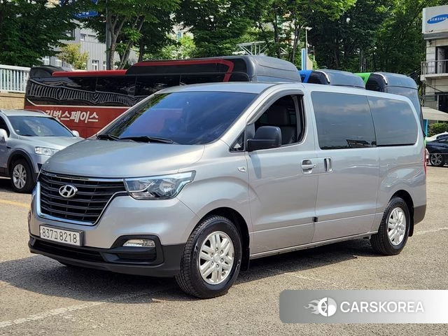 Hyundai The New Grand Starex 2018 Серебряный из Кореи