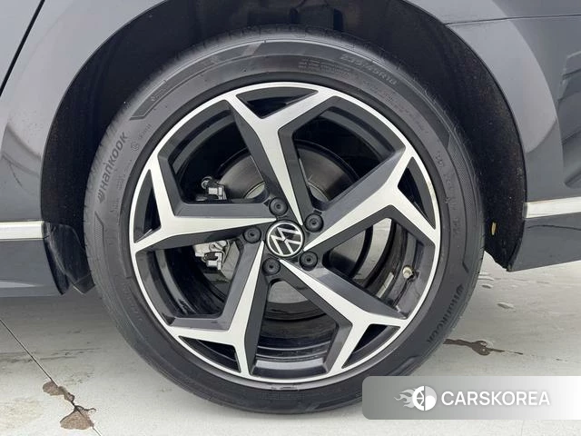 Volkswagen Magotan 2024 Черный из Китая