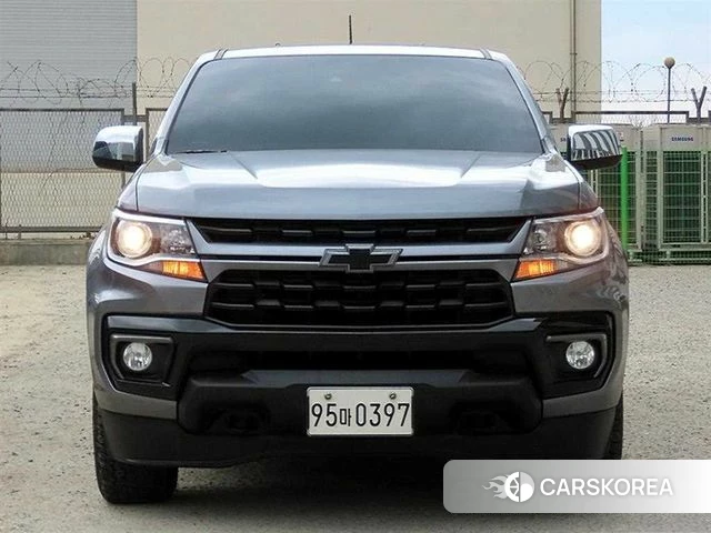Chevrolet (GM Daewoo) Real New Colorado 2022 Серый из Кореи