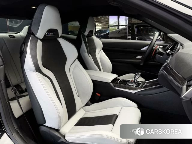 BMW M4 2024 Черный из Китая