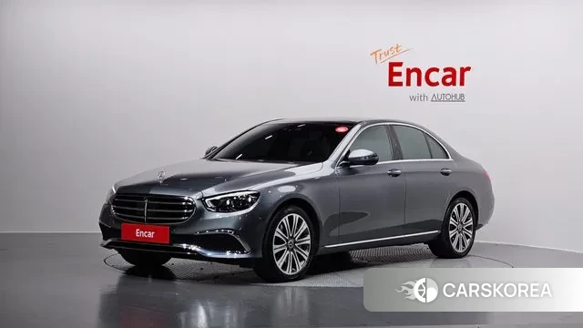 Mercedes-Benz E-Class W213 2021 Серый из Кореи