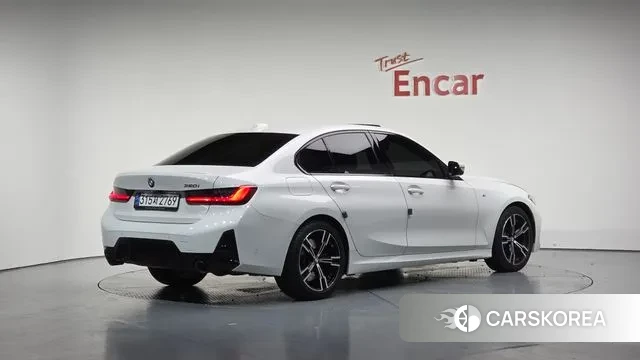 BMW 3 Series (G20) 2023 Белый из Кореи