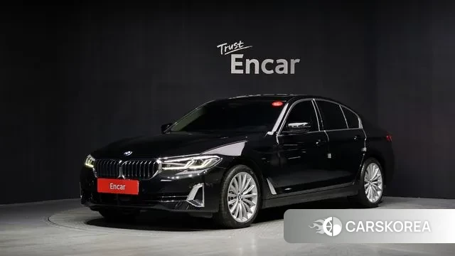 BMW 5 Series (G30) 2023 Черный из Кореи