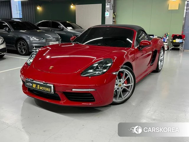Porsche 718 Boxster 2020 Красный из Кореи