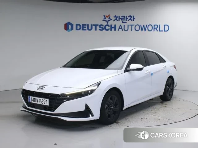 Hyundai Avante Hybrid (CN7) 2021 Белый из Кореи