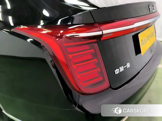 Red flag H9 2020 Черный из Китая