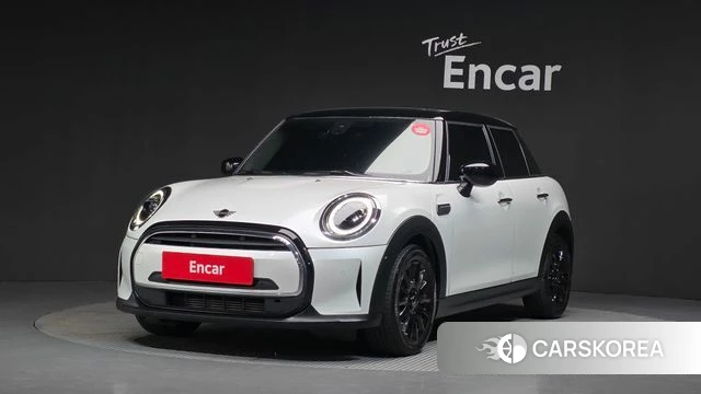Mini Cooper 2023 Белый из Кореи