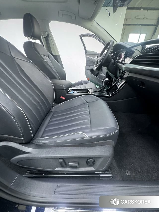 Volkswagen Passat 2023 Черный из Китая