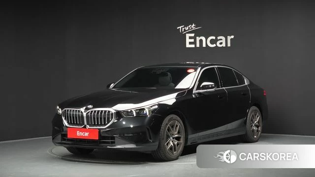 BMW 5 Series (G60) 2025 Черный из Кореи