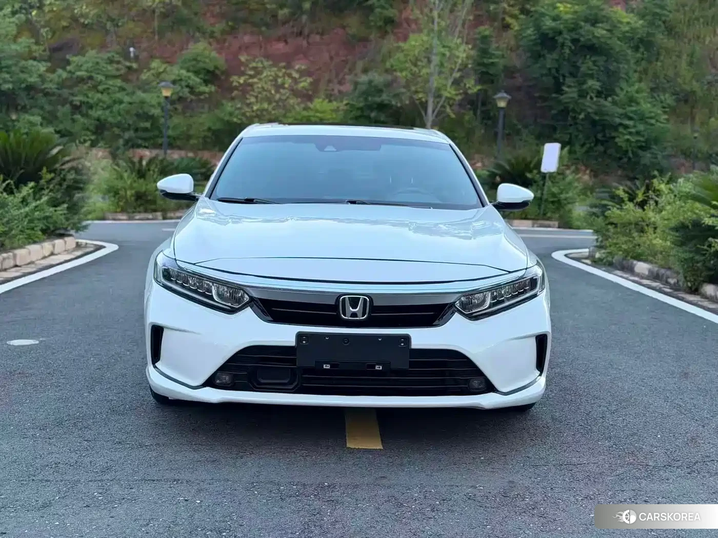 Honda Inspire 2022 Белый из Китая