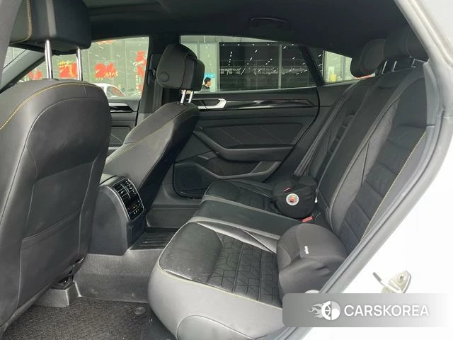 Volkswagen CC 2021 Белый из Китая
