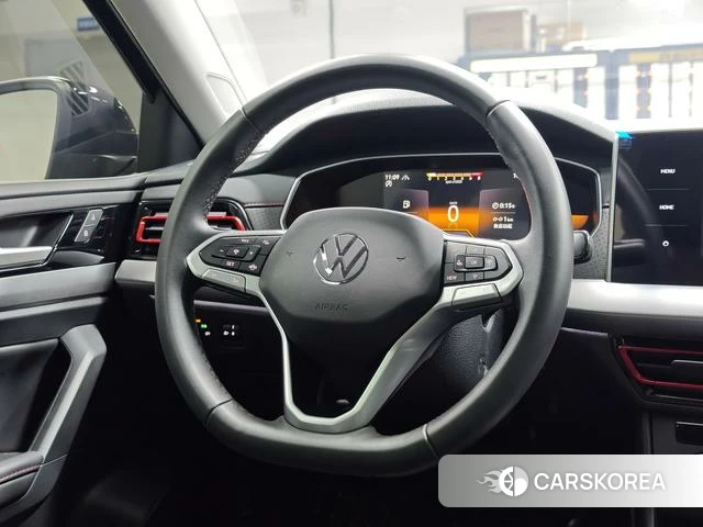 Volkswagen Lavida 2023 Черный из Китая