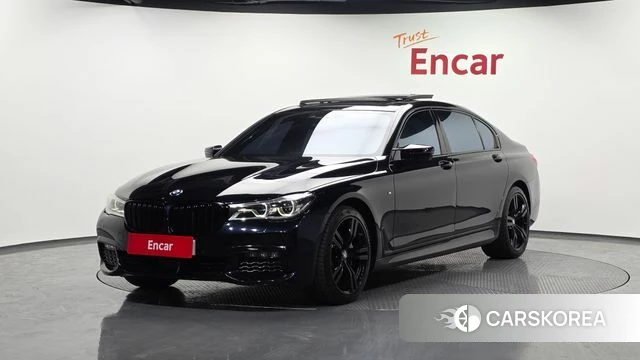 BMW 7 Series (G11) 2018 Черный из Кореи