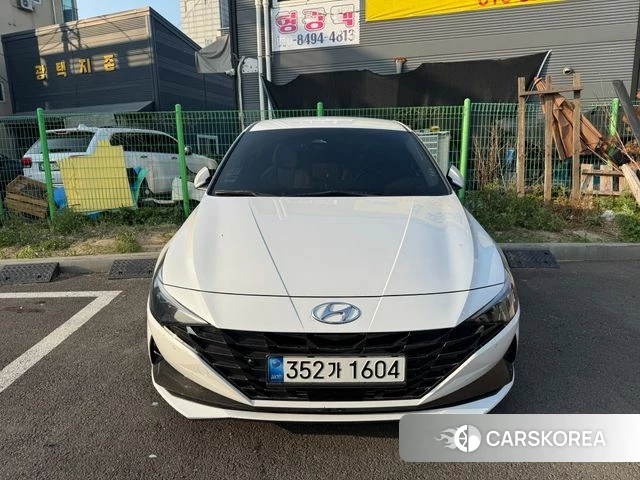 Hyundai Avante (CN7) 2021 Белый из Кореи