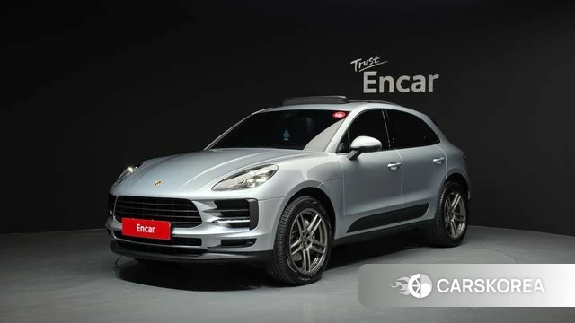 Porsche Macan 2019 Серебристо-серый из Кореи