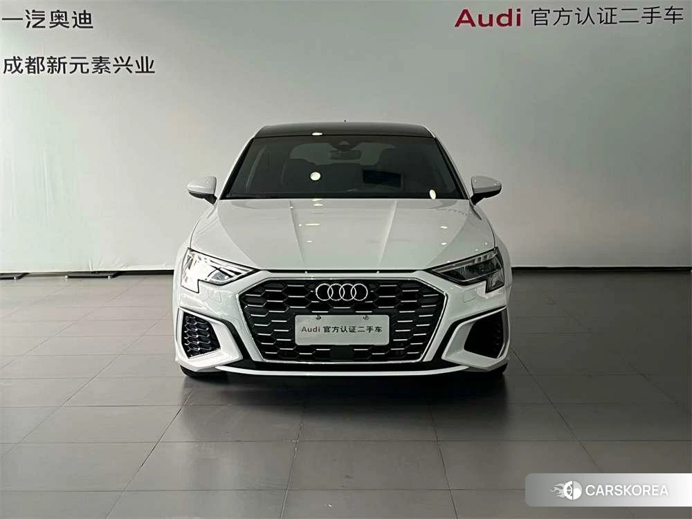 Audi A3 2023 Белый из Китая