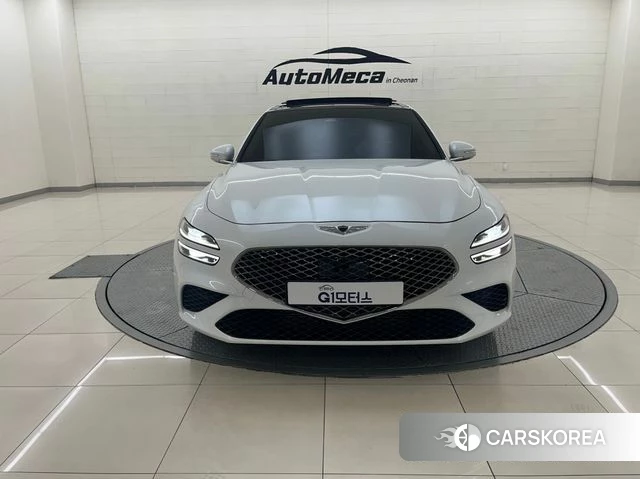 Genesis The New G70 2022 Белый из Кореи
