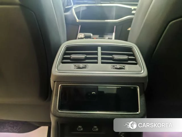 Audi A7L 2024 Другой из Китая