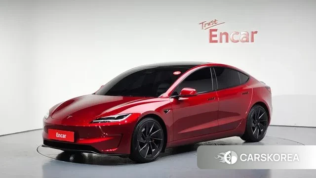 Tesla Model 3 2024 Красный из Кореи