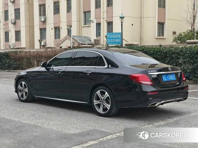 Mercedes-Benz E-class 2018 Черный из Китая