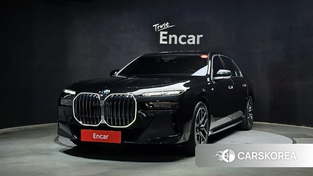 BMW 7 Series (G70) 2025 Черный из Кореи